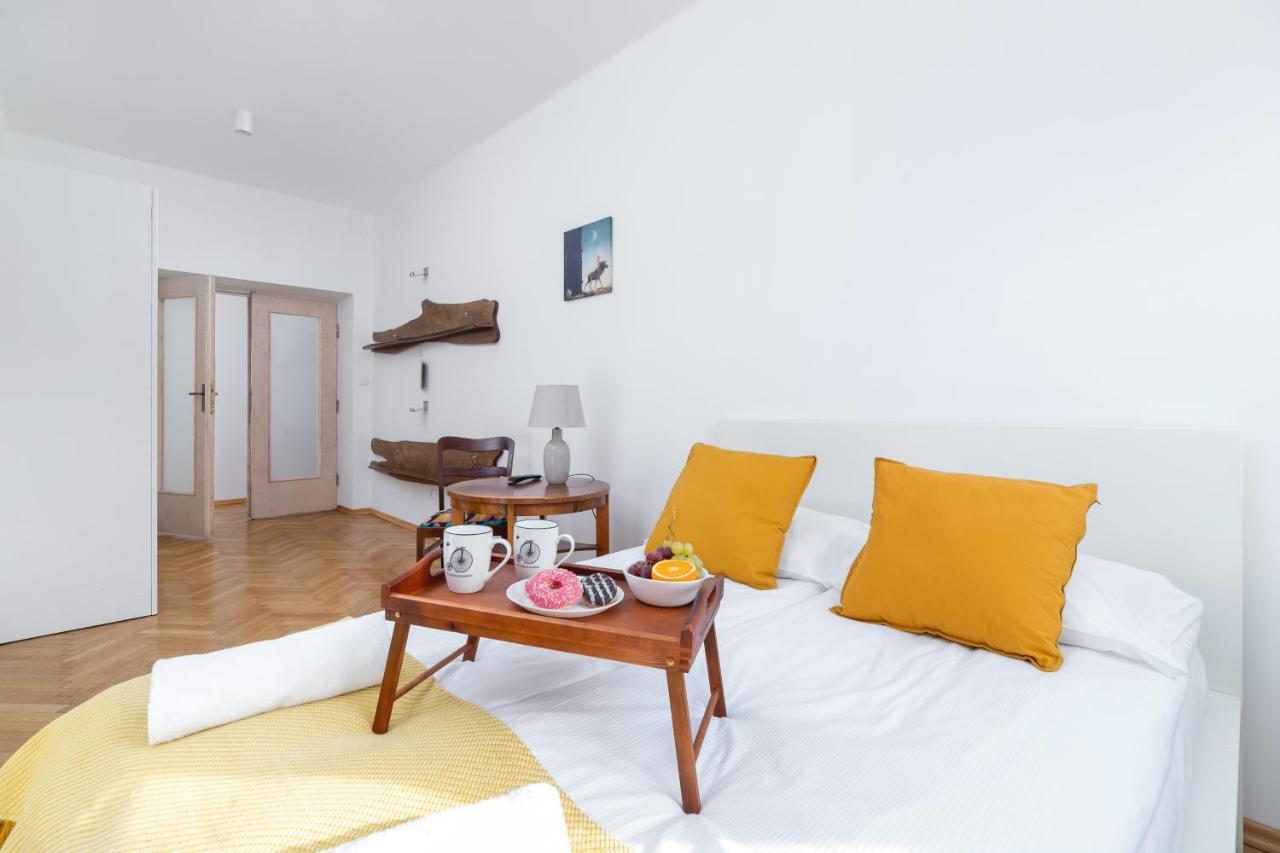 كراكوفيا Old Town Apartments Basztowa By Renters المظهر الخارجي الصورة